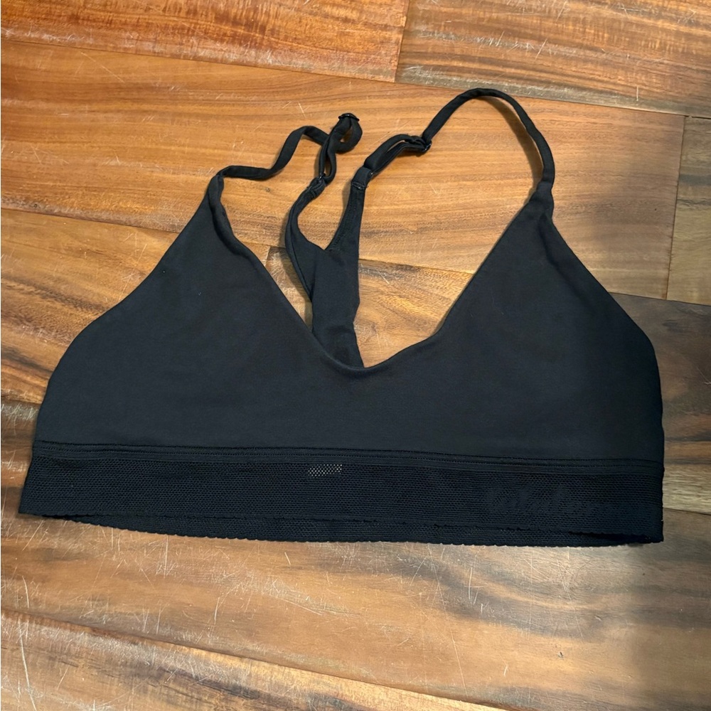 Lululemon Black Sports Bra Size L Strappy Back Mesh Band Athletic (0448)